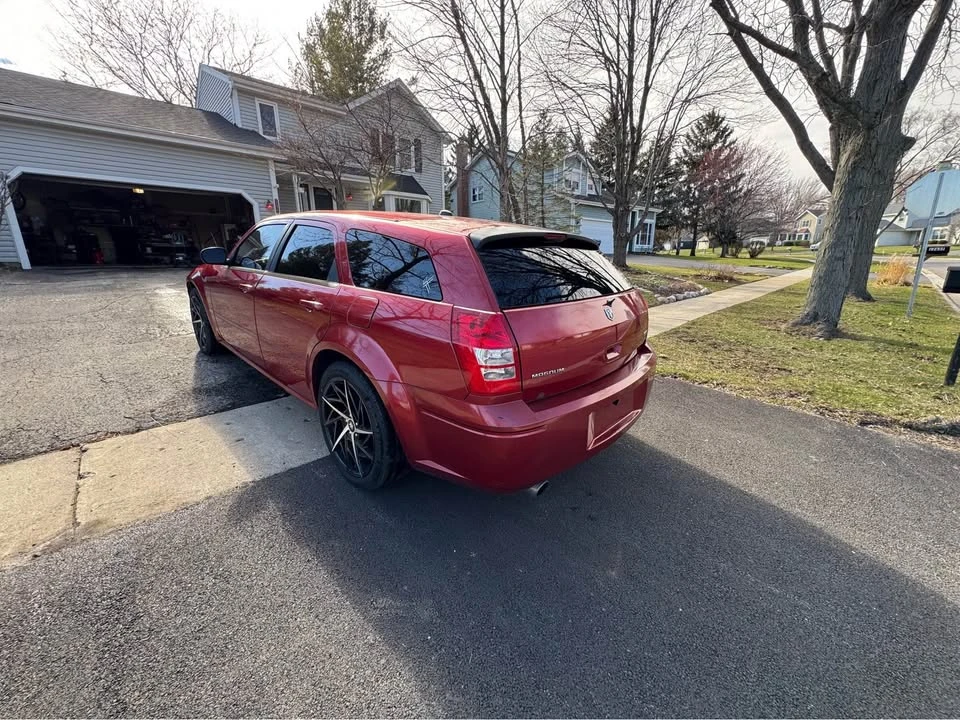 2005 Dodge Magnum 2nd Gen Wagon - Image 7 of 20