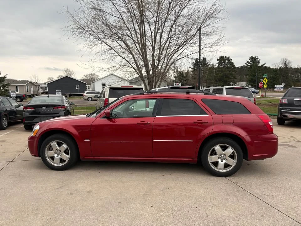 2005 Dodge Magnum 2nd Gen Wagon - Image 7 of 15