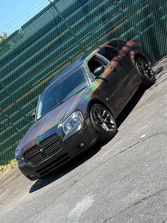 2005 Dodge Magnum 2nd Gen Wagon - Image 3 of 5