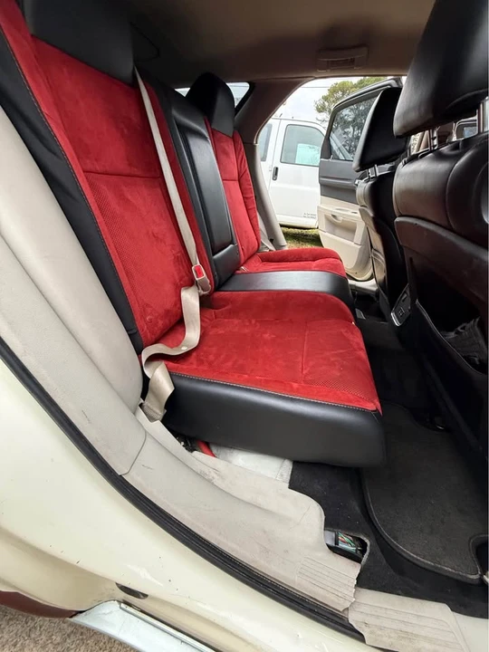 2005 Dodge Magnum SRT8 2nd Gen - Image 6 of 10