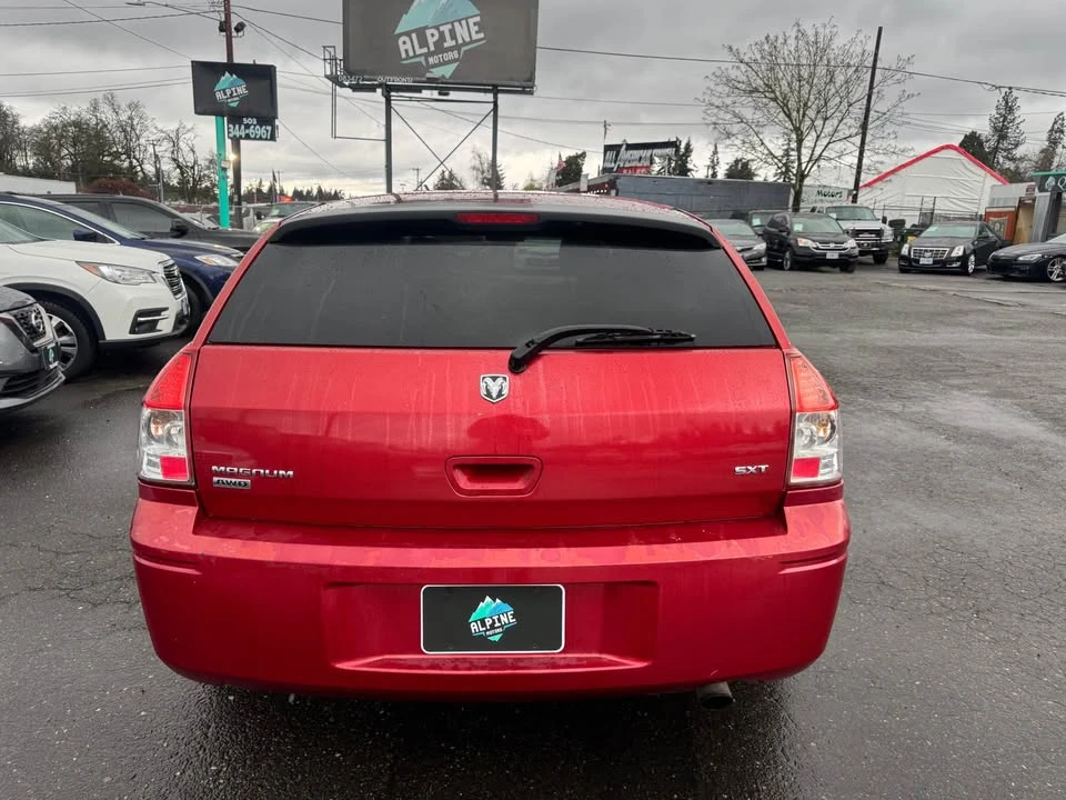 2005 Dodge Magnum 2nd Gen Wagon - Image 3 of 12