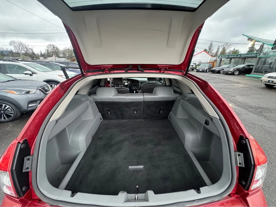 2005 Dodge Magnum 2nd Gen Wagon - Image 11 of 12