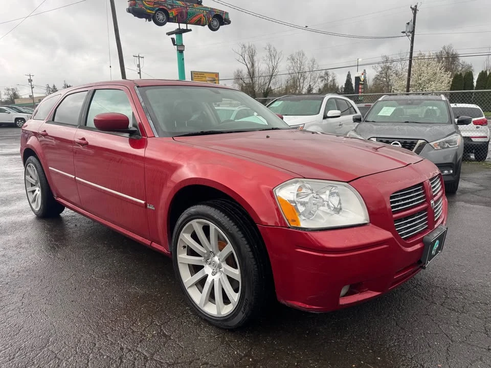 2005 Dodge Magnum 2nd Gen Wagon - Image 6 of 12
