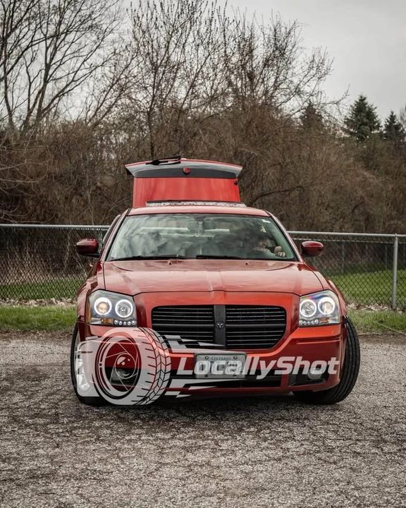 2005 Dodge Magnum 2nd Gen Wagon - Image 6 of 6
