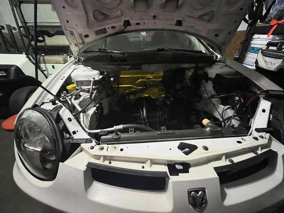 2005 Dodge Neon - Image 15 of 21