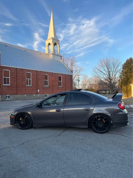 2005 Dodge Neon - Image 18 of 20