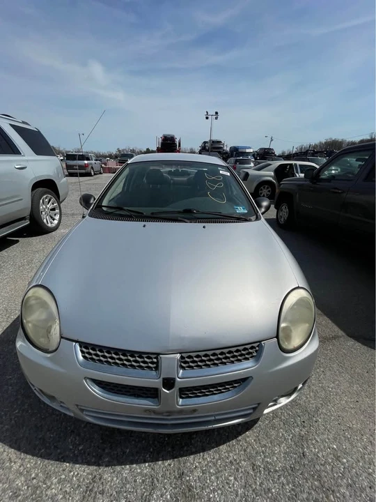 2005 Dodge Neon - Image 6 of 12