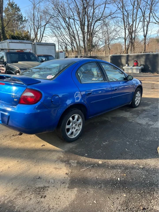2005 Dodge Neon - Image 4 of 7