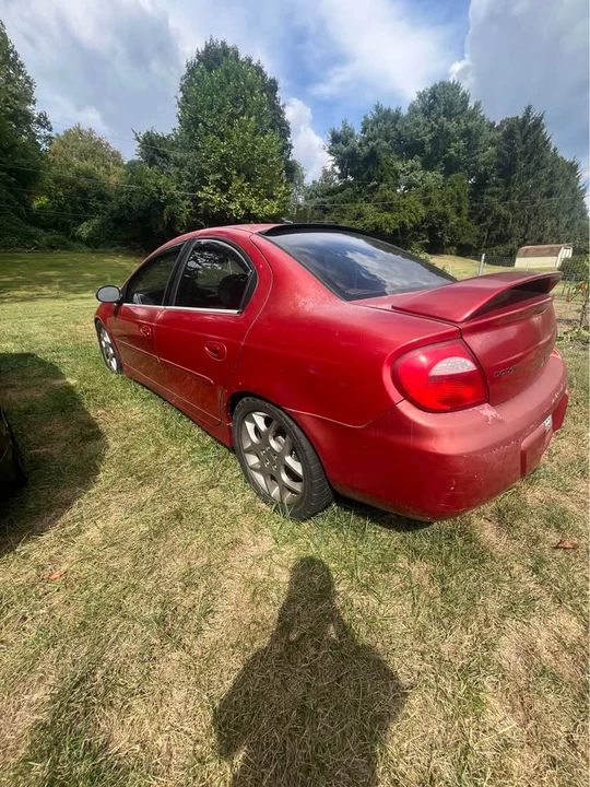 2005 Dodge Neon - Image 2 of 6