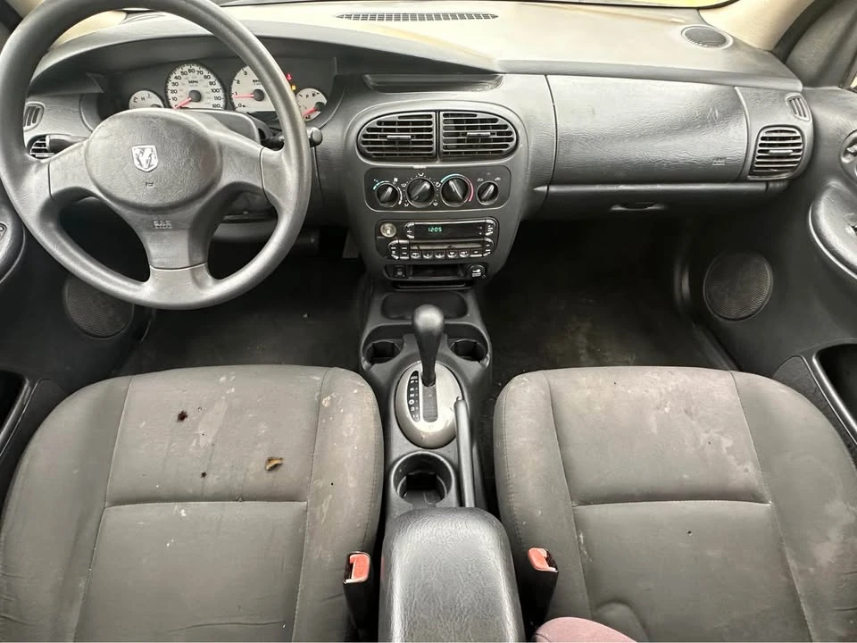 2005 Dodge Neon - Image 8 of 9