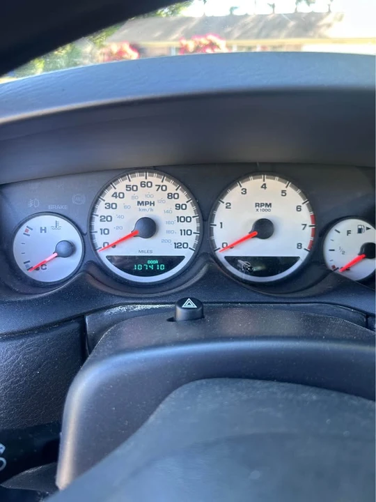 2005 Dodge Neon - Image 9 of 20