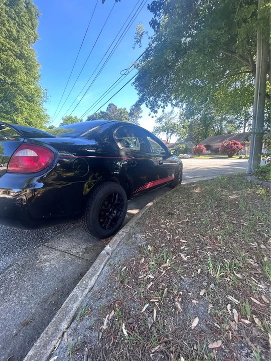 2005 Dodge Neon - Image 4 of 20