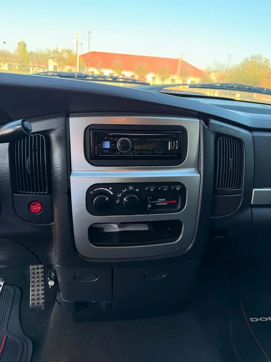 2005 Dodge Ram SRT-10 3rd Gen - Image 13 of 16