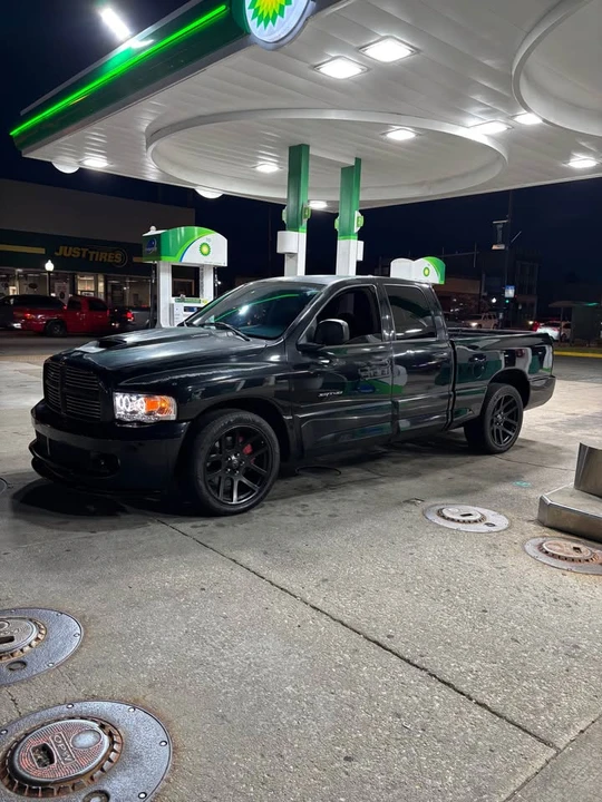 2005 Dodge Ram SRT-10 3rd Gen - Image 18 of 19