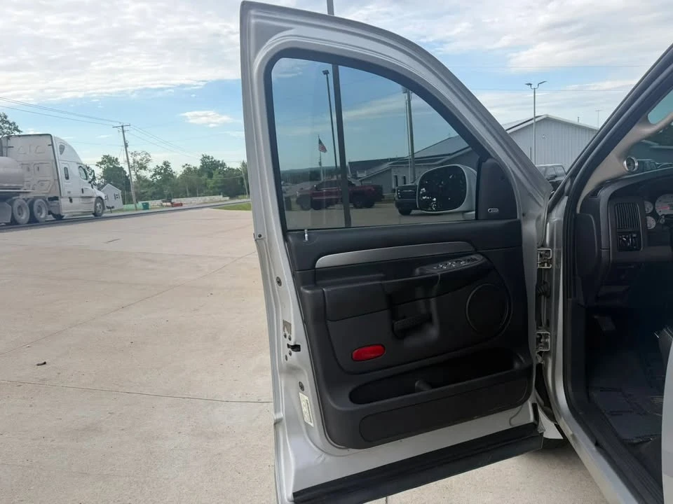2005 Dodge Ram SRT-10 3rd Gen - Image 13 of 20