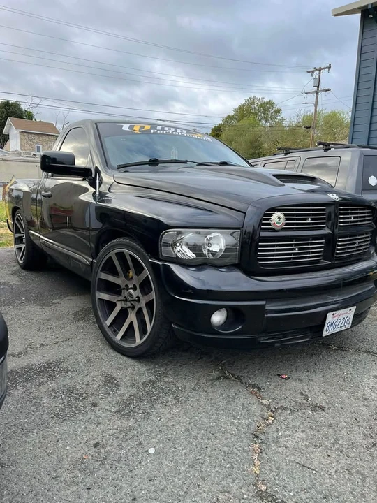 2005 Dodge Ram 3rd Gen - Image 2 of 3
