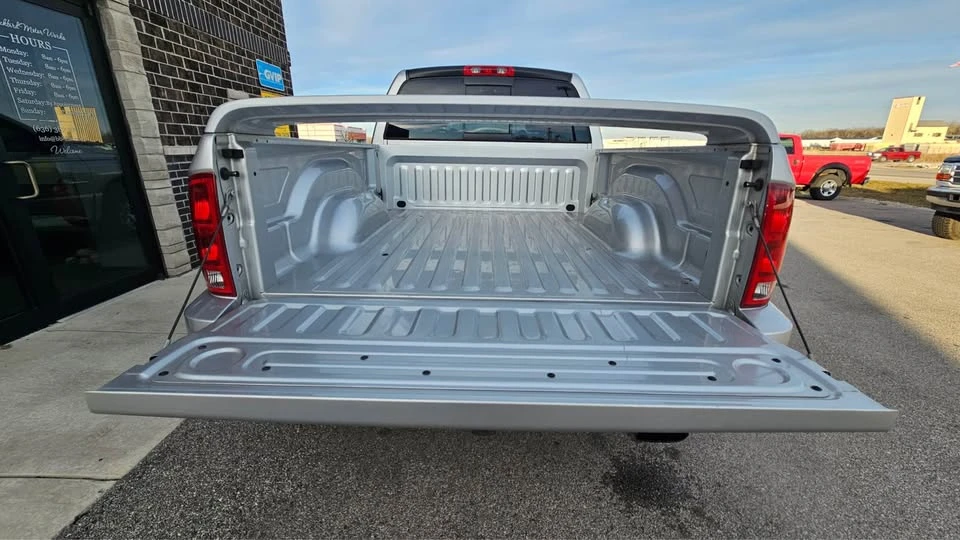2005 Dodge Ram SRT-10 3rd Gen - Image 17 of 18