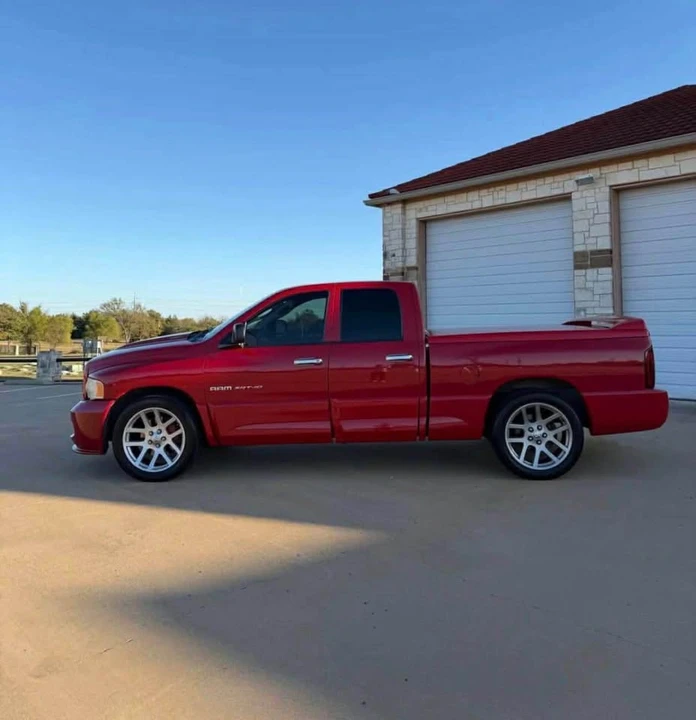2005 Dodge Ram SRT-10 3rd Gen - Image 6 of 15