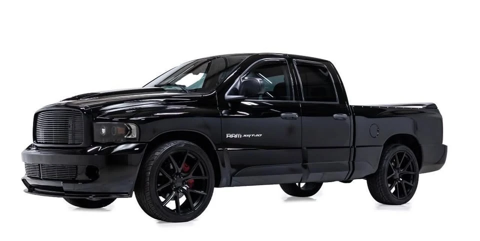 2005 Dodge Ram SRT-10 3rd Gen - Image 2 of 20