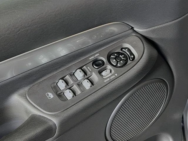 2005 Dodge Ram SRT-10 3rd Gen - Image 11 of 19