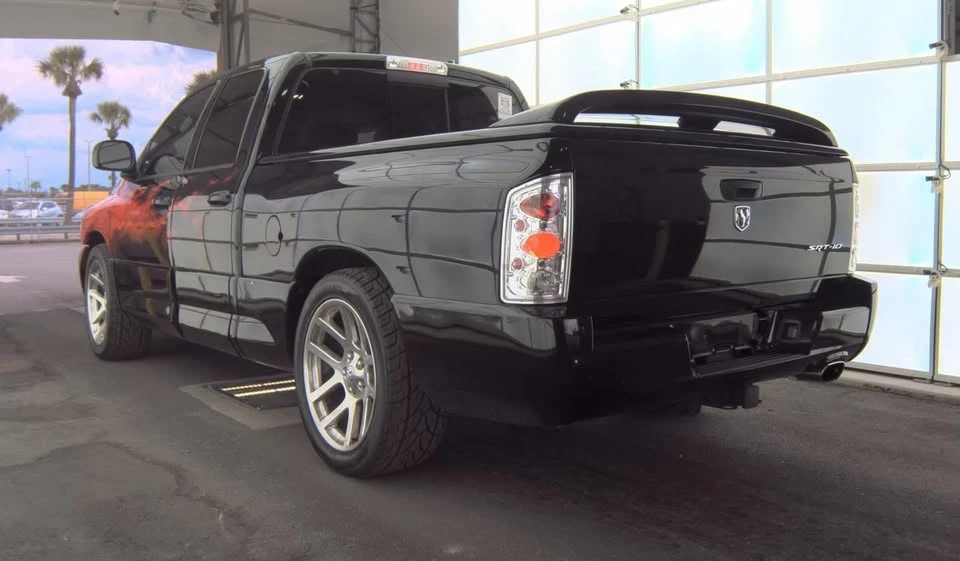2005 Dodge Ram SRT-10 3rd Gen - Image 4 of 5