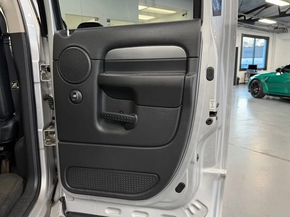 2005 Dodge Ram SRT-10 3rd Gen - Image 16 of 20