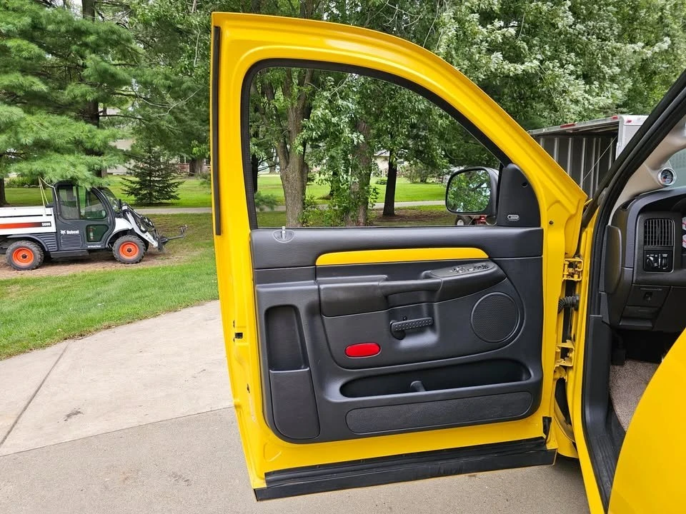 2005 Dodge Ram SRT-10 3rd Gen - Image 18 of 19
