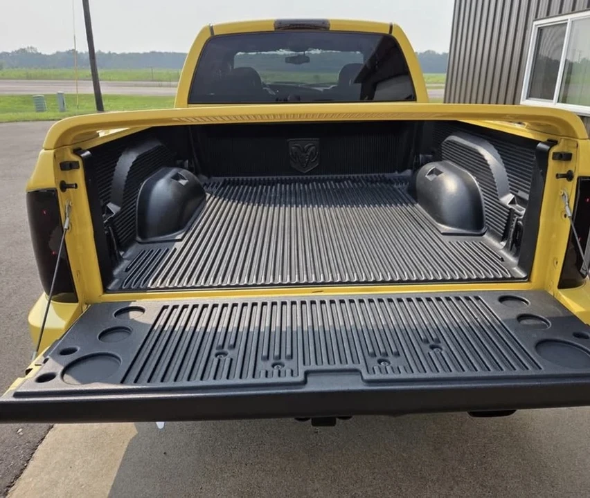2005 Dodge Ram SRT-10 3rd Gen - Image 15 of 17