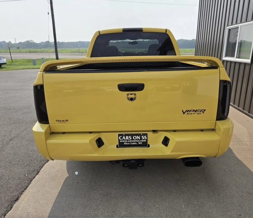 2005 Dodge Ram SRT-10 3rd Gen - Image 5 of 17