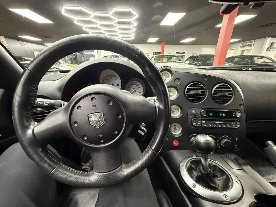 2005 Dodge Viper 3rd Gen - Image 6 of 10