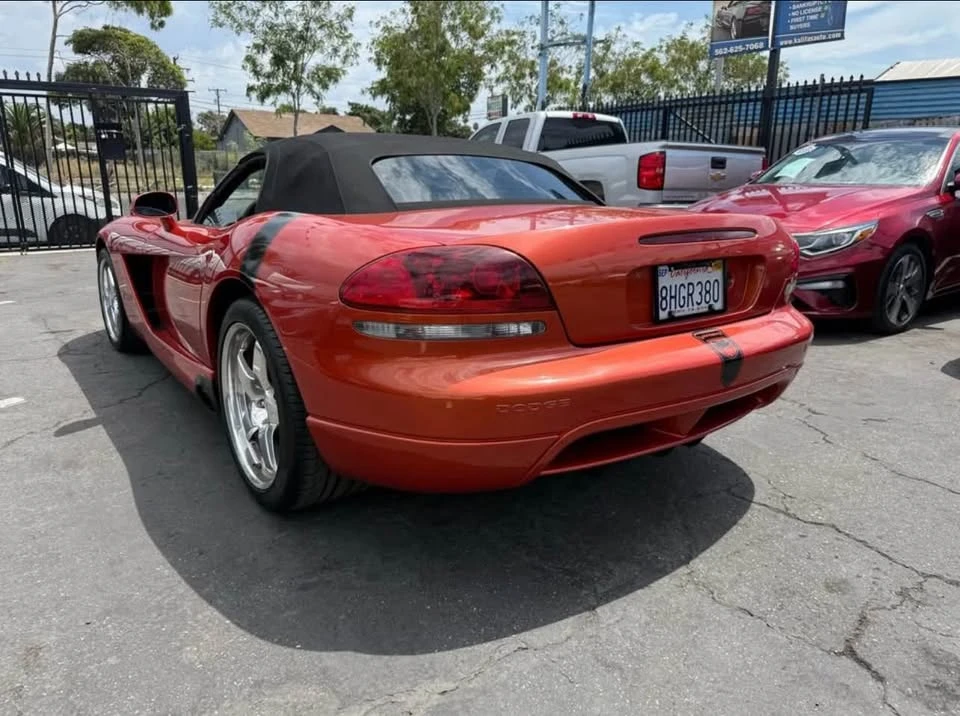 2005 Dodge Viper 3rd Gen - Image 3 of 10