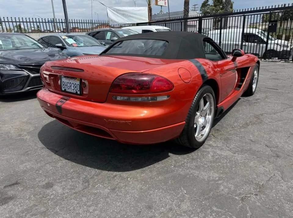 2005 Dodge Viper 3rd Gen - Image 4 of 10