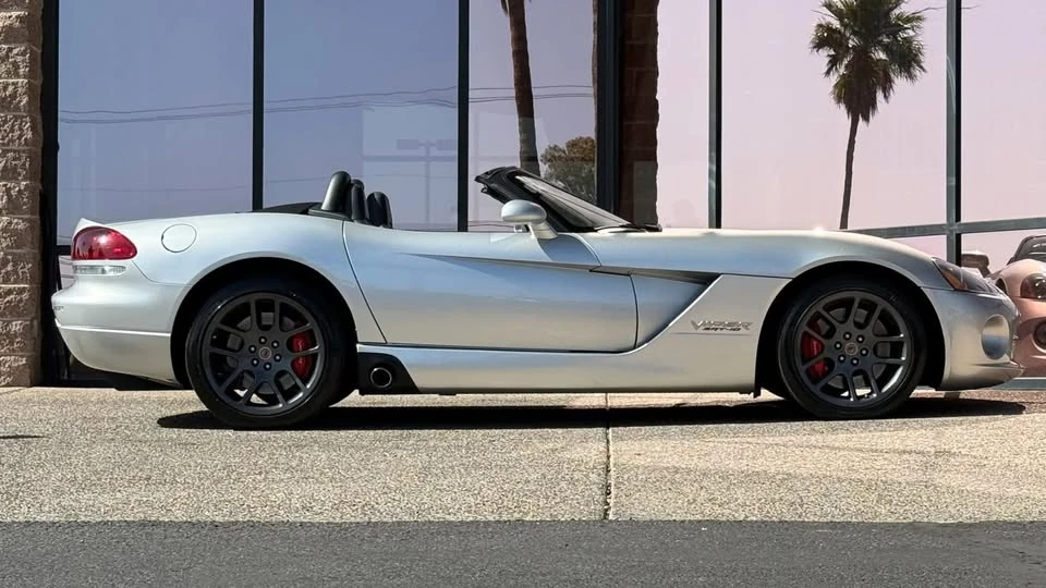 2005 Dodge Viper 3rd Gen - Image 15 of 20