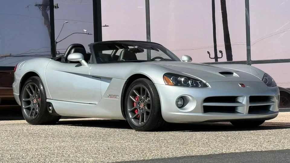 2005 Dodge Viper 3rd Gen - Image 17 of 20