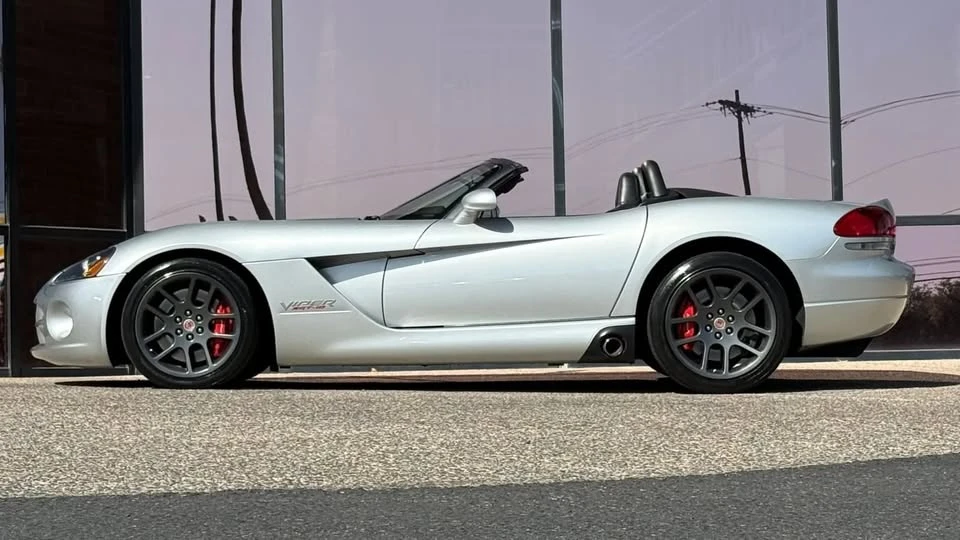2005 Dodge Viper 3rd Gen - Image 4 of 20