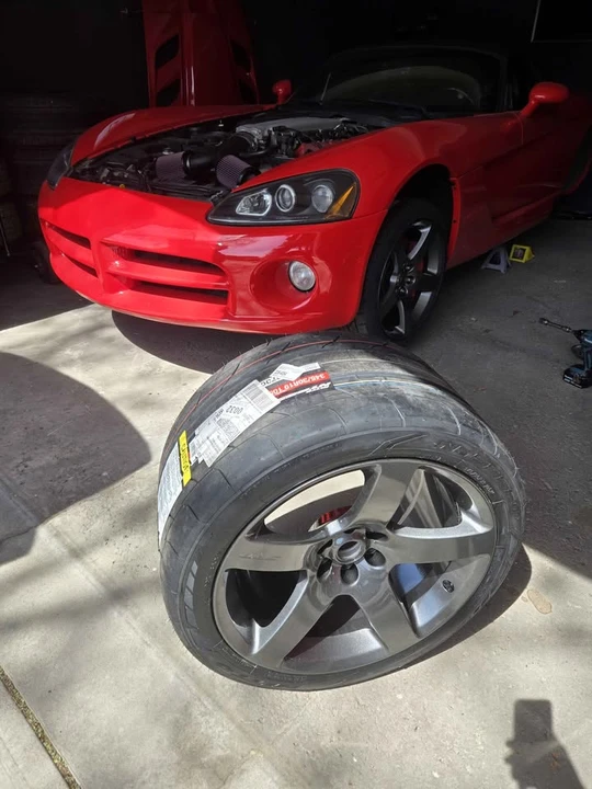 2005 Dodge Viper 3rd Gen - Image 3 of 5