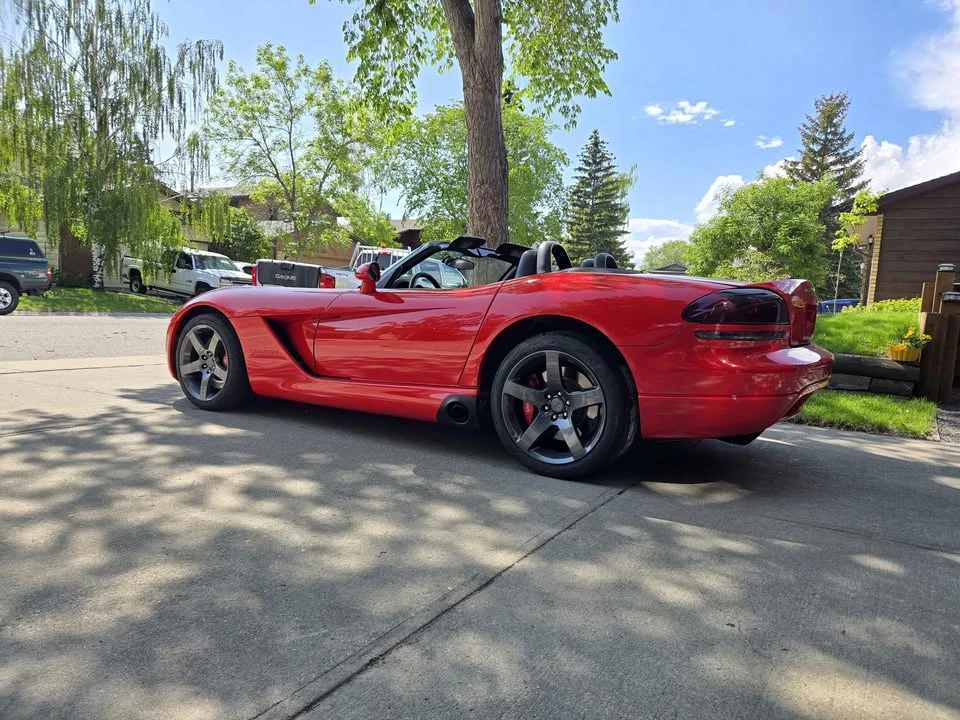 2005 Dodge Viper 3rd Gen - Image 2 of 5