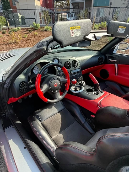 2005 Dodge Viper 3rd Gen - Image 7 of 14