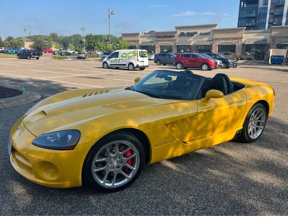 2005 Dodge Viper 3rd Gen - Image 2 of 14