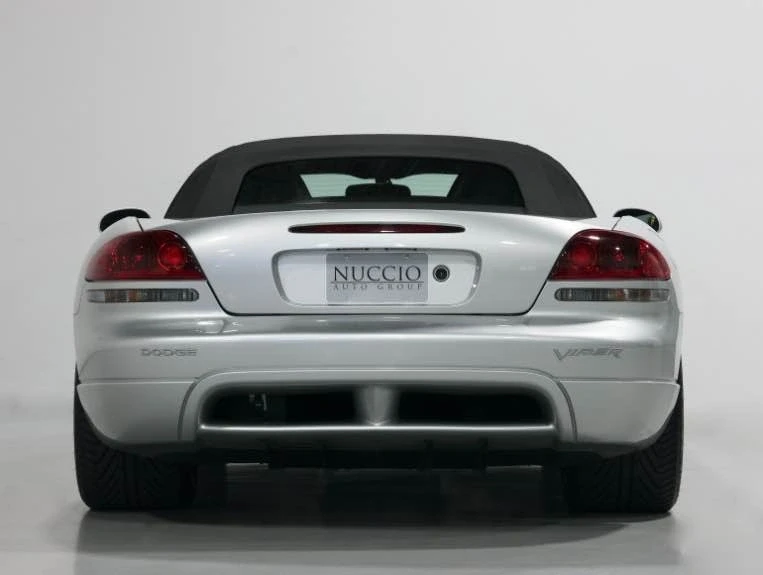 2005 Dodge Viper 4th Gen - Image 17 of 20