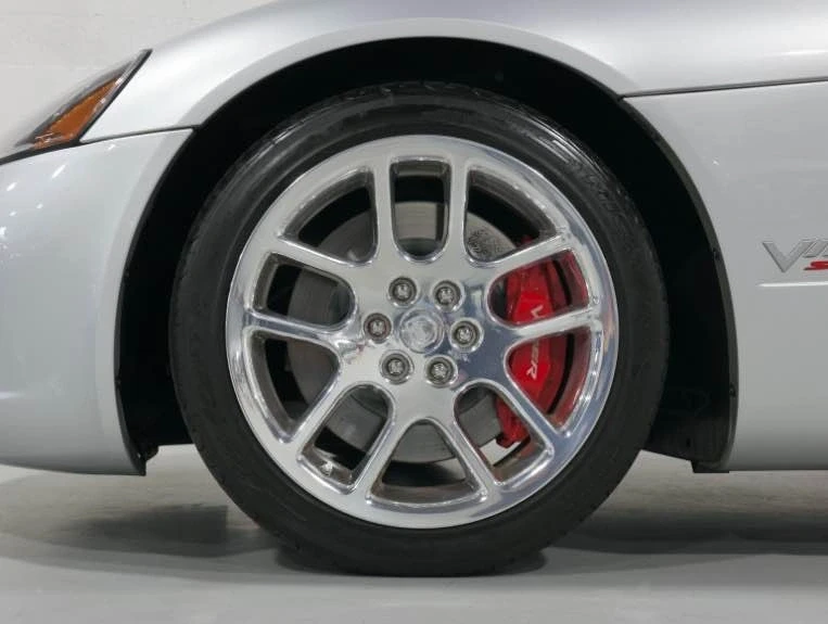 2005 Dodge Viper 4th Gen - Image 12 of 20