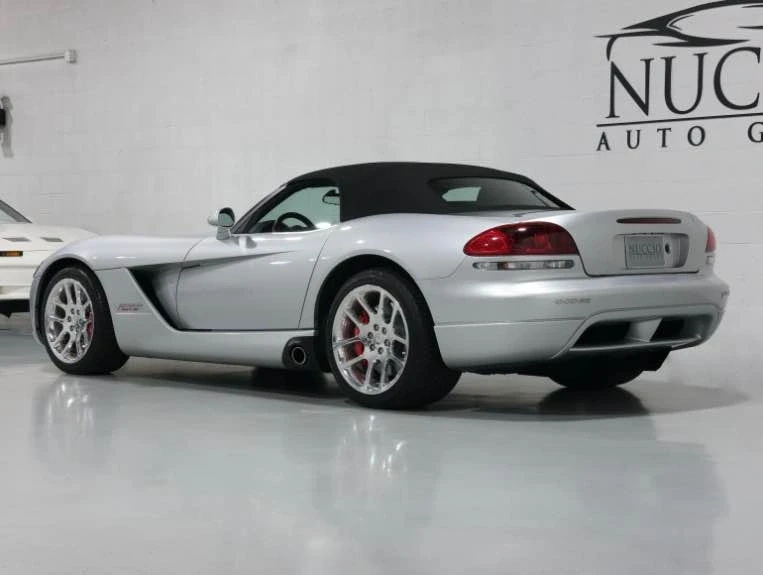 2005 Dodge Viper 4th Gen - Image 9 of 20