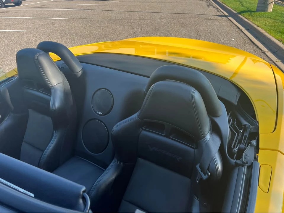 2005 Dodge Viper 4th Gen - Image 5 of 18