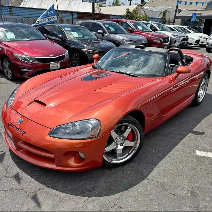2005 Dodge Viper 3rd Gen - Image 2 of 11