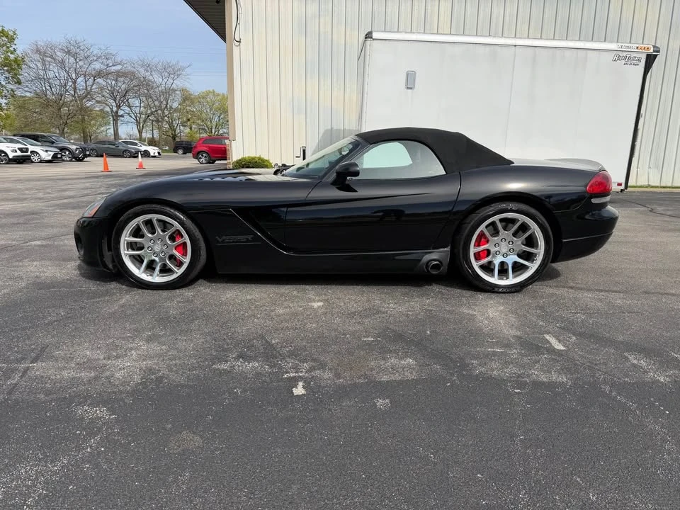 2005 Dodge Viper 3rd Gen - Image 2 of 19