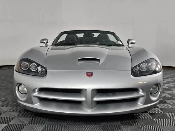2005 Dodge Viper 3rd Gen - Image 2 of 17