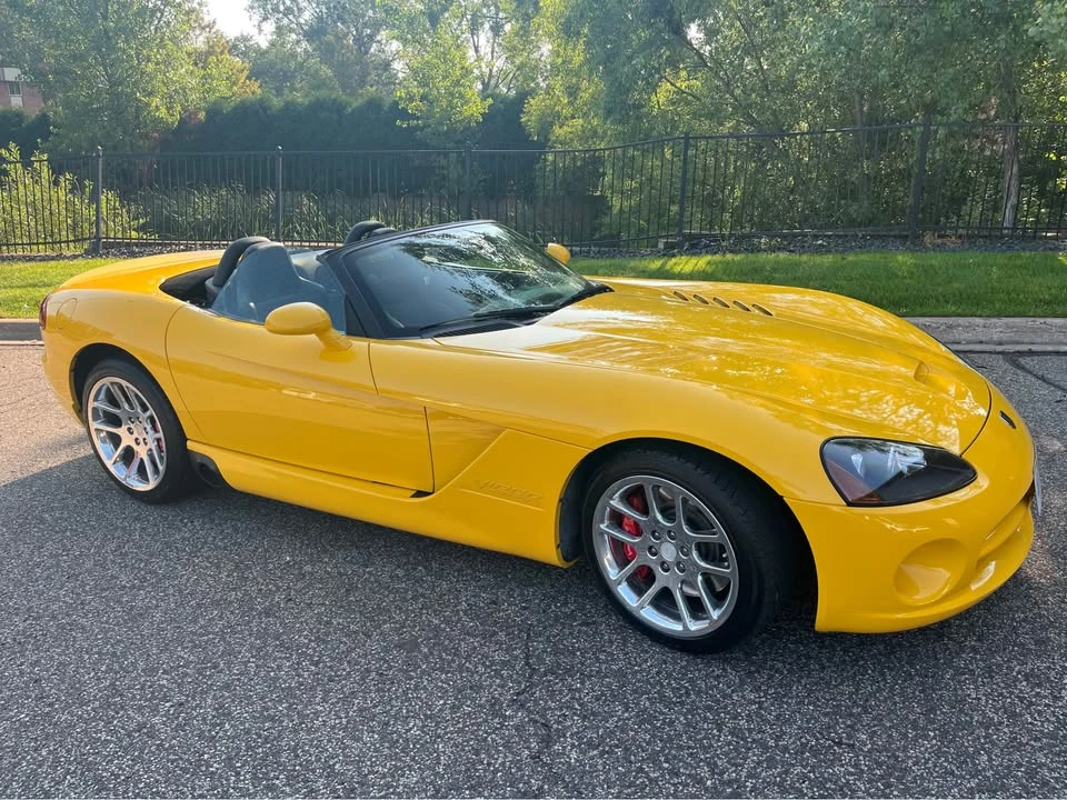 2005 Dodge Viper 3rd Gen - Image 10 of 11