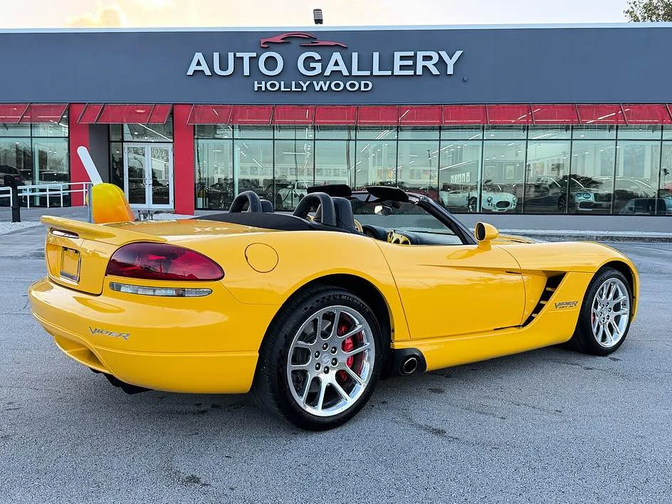 2005 Dodge Viper 3rd Gen - Image 3 of 11
