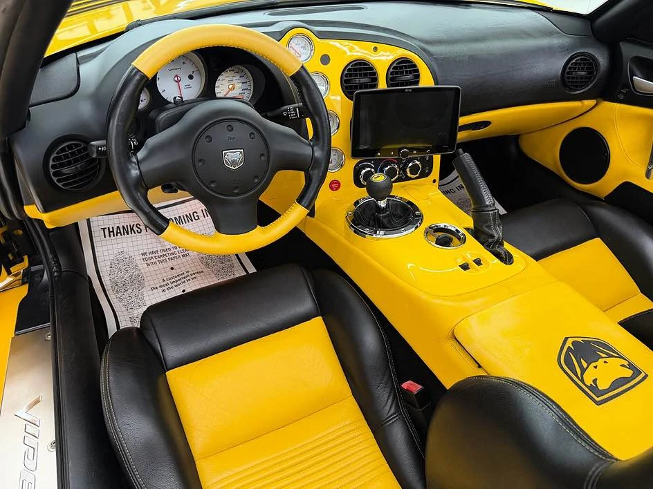 2005 Dodge Viper 3rd Gen - Image 10 of 11