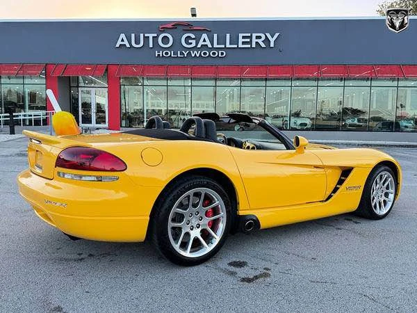 2005 Dodge Viper 3rd Gen - Image 4 of 11